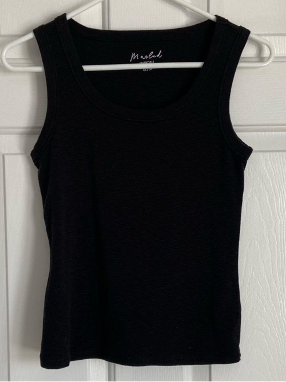 Marled Black Scoop Neck Tank XS